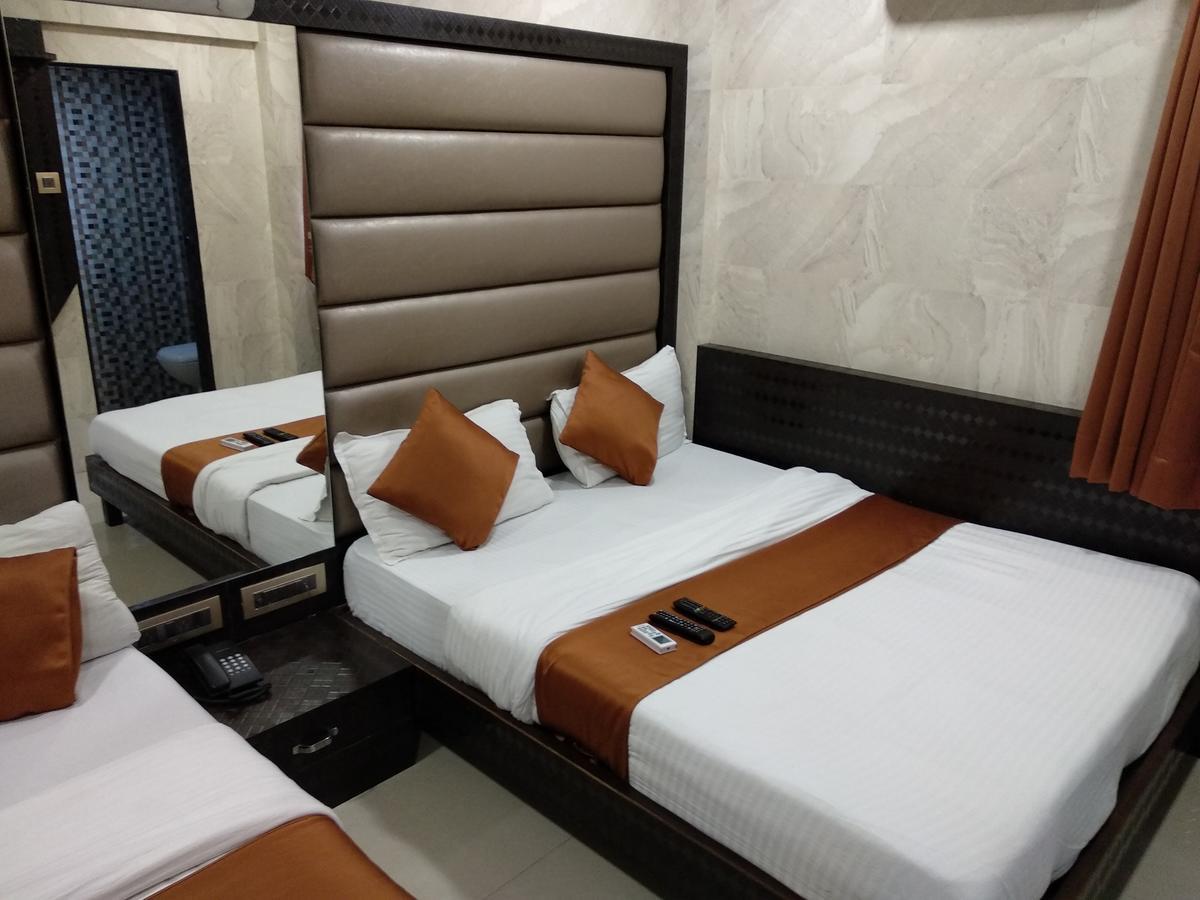 Hotel Karishma Mumbai Ngoại thất bức ảnh